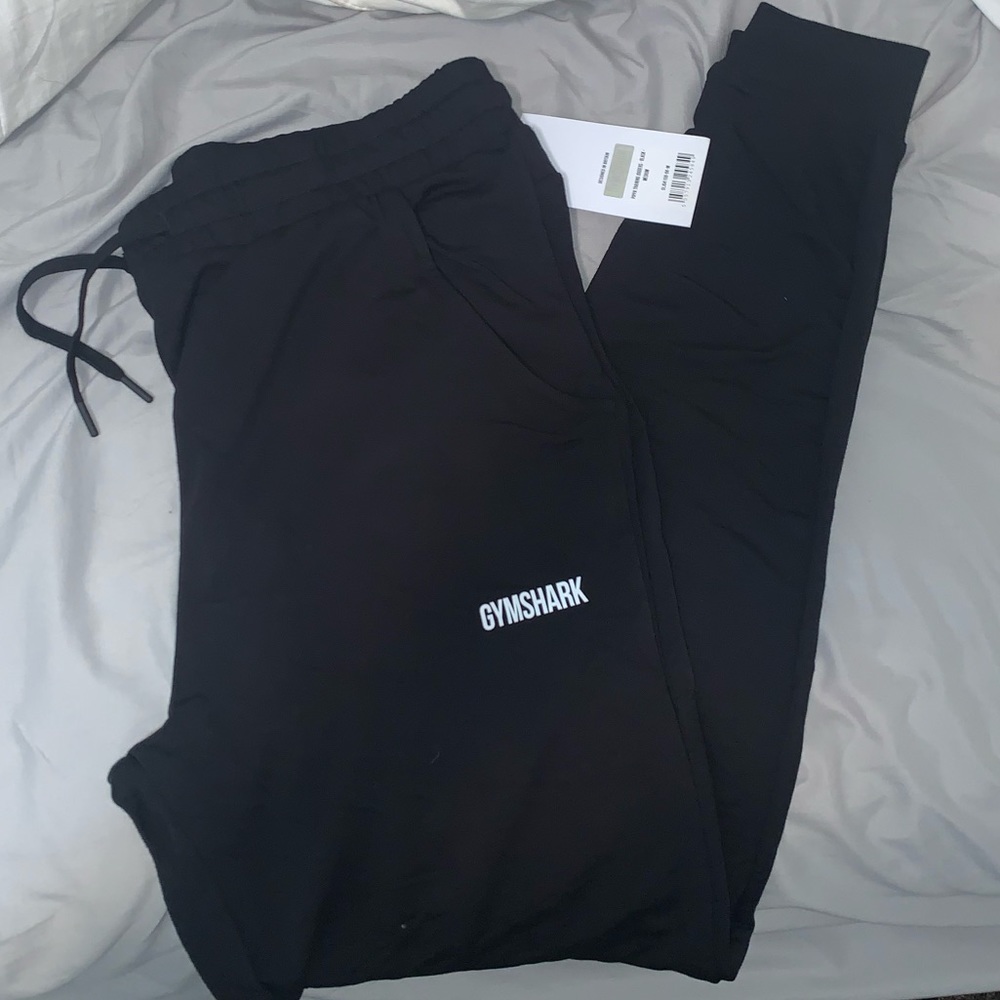 NWT ❤️ Pippa Training Joggers